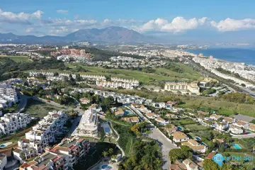 3 bedroom Apartment for Sale in La Duquesa
