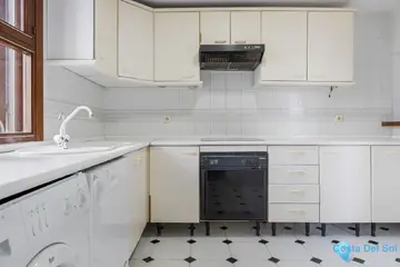 2 bedroom House for Sale in Estepona-50772