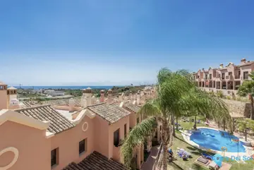 3 bedroom House for Sale in Estepona