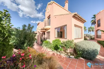 3 bedroom House for Sale in Estepona-50803