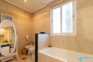3 bedroom Apartment for Sale in Estepona-50887