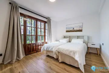 3 bedroom Apartment for Sale in Sierra Blanca-101857