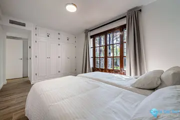 3 bedroom Apartment for Sale in Sierra Blanca-101858