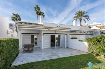 2 bedroom House for Sale in Aloha-50953