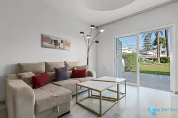 2 bedroom House for Sale in Aloha-50968