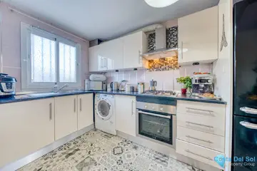 3 bedroom House for Sale in Bel Air-51084