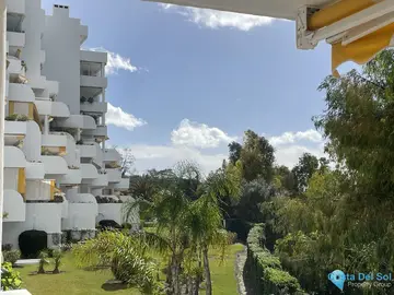 2 bedroom Apartment for Sale in San Pedro de Alcántara-100197