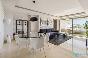 2 bedroom Apartment for Sale in Marbella-51877
