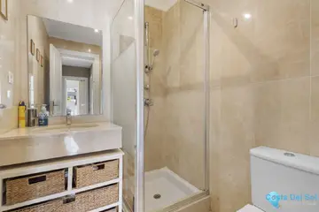 3 bedroom Apartment for Sale in Marbella-51936