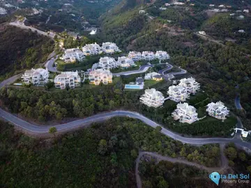 2 bedroom Apartment for Sale in Benahavís-52552