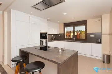 4 bedroom House for Sale in Estepona-52830