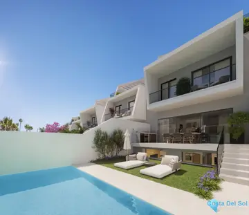 3 bedroom House for Sale in Estepona