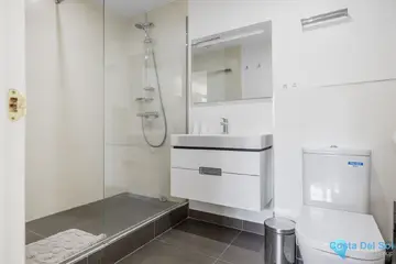 5 bedroom House for Sale in La Heredia-53127