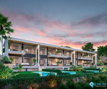 4 bedroom House for Sale in Nueva Andalucía-53270