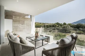 2 bedroom Apartment for Sale in Nueva Andalucía-53348