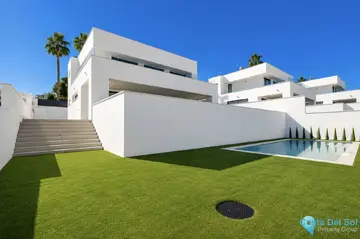 4 bedroom House for Sale in La Duquesa-53401