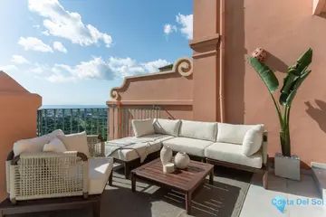 4 bedroom House for Sale in La Quinta-53462