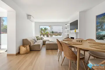 4 bedroom House for Sale in San Pedro de Alcántara-53465