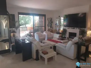 3 bedroom Apartment for Sale in Marbella-11084