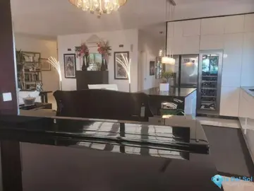3 bedroom Apartment for Sale in Marbella-11090