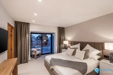 3 bedroom Apartment for Sale in Nueva Andalucía-53571