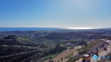 2103m2 Plot for Sale in La Quinta-53608