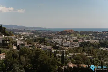 4 bedroom House for Sale in Benahavís