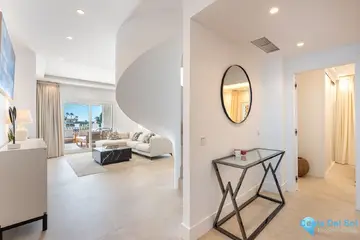4 bedroom House for Sale in Nueva Andalucía-53850