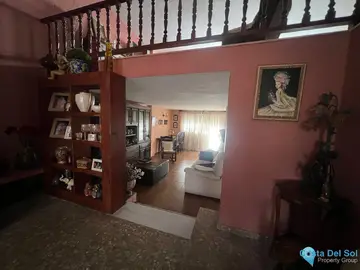 6 bedroom House for Sale in Estepona-11150