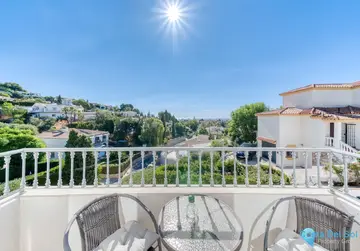 6 bedroom House for Sale in Sierrezuela-54033