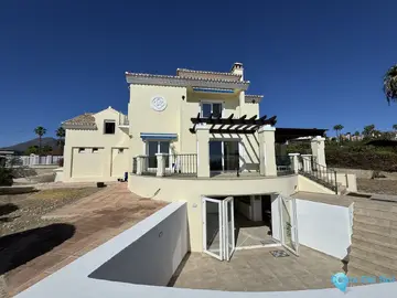 5 bedroom House for Sale in Estepona-54066