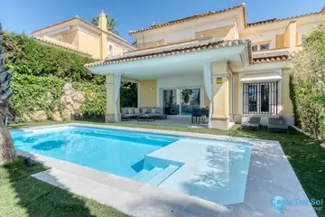 4 bedroom House for Sale in Santa Clara
