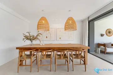 4 bedroom Apartment for Sale in Marbella-54100