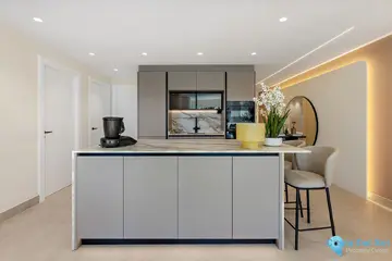 3 bedroom Apartment for Sale in New Golden Mile-54119