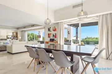 4 bedroom House for Sale in La Duquesa-54123