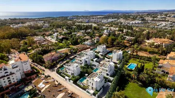 4 bedroom House for Sale in Estepona-54173