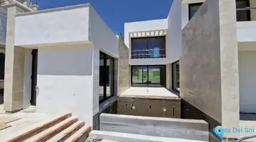 4 bedroom House for Sale in Nueva Andalucía-54262