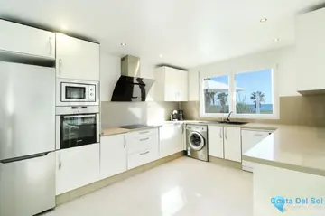 3 bedroom House for Sale in New Golden Mile-54317