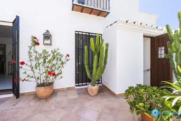 3 bedroom House for Sale in The Golden Mile-54374