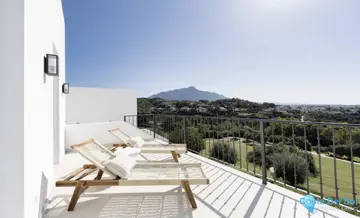 4 bedroom House for Sale in La Quinta