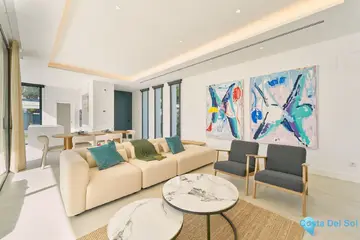 5 bedroom House for Sale in Estepona-54712