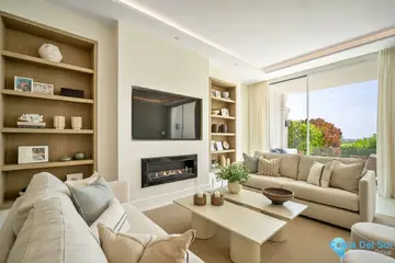 4 bedroom House for Sale in La Quinta-54728