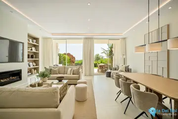 4 bedroom House for Sale in La Quinta-54732