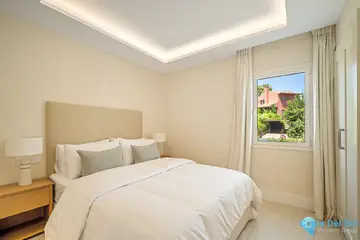 4 bedroom House for Sale in La Quinta-54736