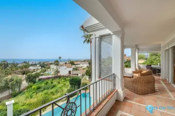 4 bedroom House for Sale in Marbella-54776
