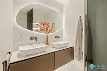 3 bedroom Apartment for Sale in New Golden Mile-54857