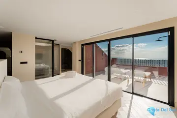 4 bedroom Apartment for Sale in La Quinta-54863