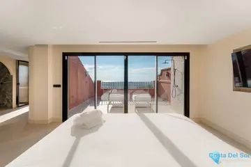 4 bedroom Apartment for Sale in La Quinta-54867