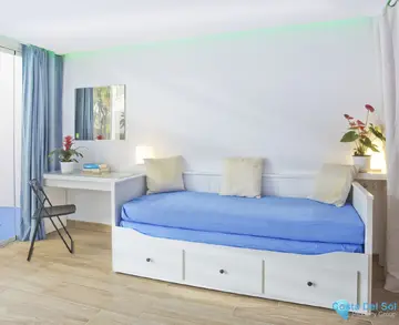 8 bedroom House for Sale in Elviria-54884