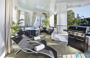 8 bedroom House for Sale in Elviria-54873